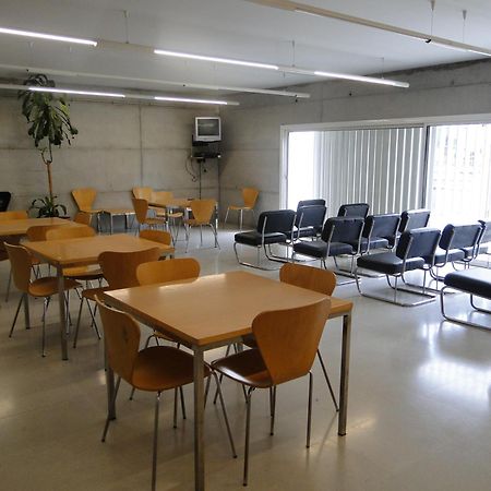 Отель Residencia Universitaria Sant Joan Реус Экстерьер фото